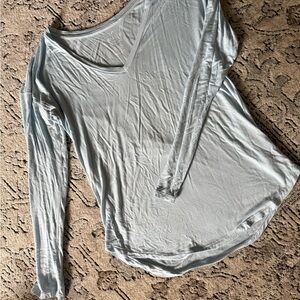 American Eagle Outfitters Light Blue Long Sleeve Tee